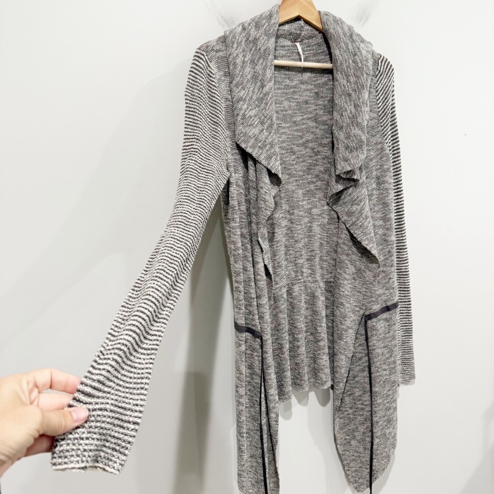 FREE PEOPLE For Keeps Cardigan Sweater Hood Asymmetrical Tie Layering Size Small - Picture 4 of 10